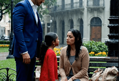 La Súplica de Cumpleaños Que unió el Frío de la Banqueta con la Lujosa Mansión de Polanco: “No Tengo Mamá, ¿Puedo Pasar el Día Contigo, Señora?” — La Pregunta de una Niña Rica a una Indigente en Parque México Desencadenó una Trama de Secretos, Traición y Amor Imposible que Cambió el Destino de una Ex-Maestra Para Siempre. Descubre el Impactante Comienzo de la Historia que Está Conmocionando a Todo México.