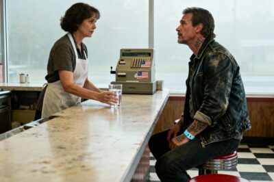 Sometimes the truest measure of a town isn’t found in its Sunday sermons or its Fourth of July parades, but in the quiet kindness offered to a stranger at a lonely counter.