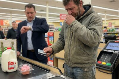 “I’m just an extra in my own life.” Watch the shattering reality of a man in Detroit facing eviction and hunger, until a stranger’s act of kindness changes everything in the checkout line.