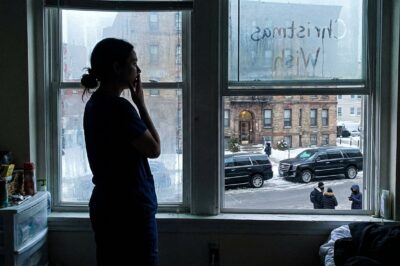 Single Mom in Boston: I Posted My Daughter’s Sad Christmas Wish on Facebook, and 12 Hours Later, the Richest Man in the City Was Knocking on My Door.