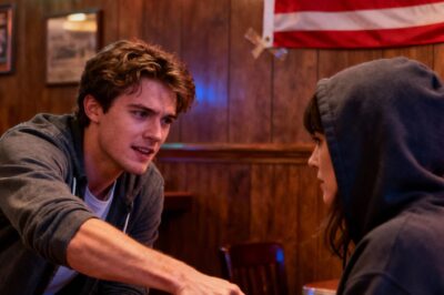 In a small-town Texas bar, a group of bullies targeted a quiet woman, mocking the strange tattoo on her arm. But her secret was bigger than they could imagine—a secret that made a decorated Navy SEAL’s blood run cold.