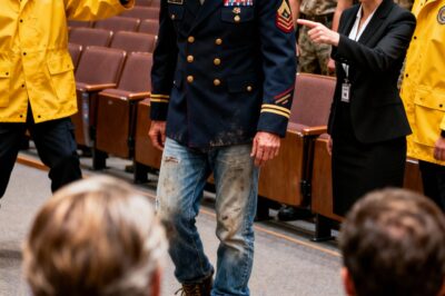 Security Mocked This Vet’s Old Uniform. Then a SEAL Team Stood Up and No One Moved.