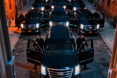 She Lost Everything To Save A Stranger. The Next Day, He Gave Her The Keys To The Kingdom