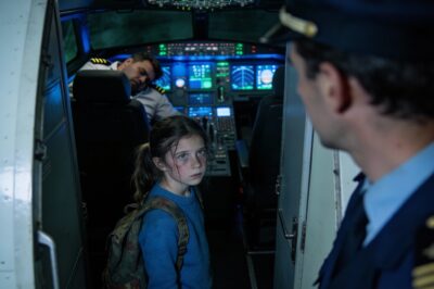 The Silence: It wasn’t the turbulence that scared me; it was the quiet. That heavy, suffocating silence leaking from the cockpit. I’ve been a flight attendant for fifteen years, and I know the rhythm of a plane. But when I put my ear to that reinforced door at 38,000 feet, I didn’t hear a pilot’s chatter or a radio check. I heard a tomb.