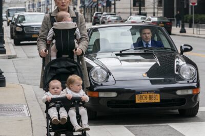 Stuck at a red light in downtown Chicago, billionaire Julian Vance sees his ex-fiancée Eleanor crossing the street—not alone, but cradling twin infants who share his unmistakable eyes. His perfect life just shattered.