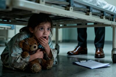 My Husband Whispered “You Should’ve Died” in a Seattle ICU, But The Girl Under My Bed Recorded Every Word