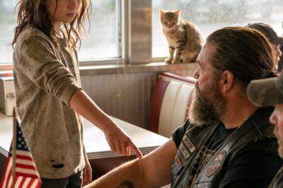 The Day a Little Girl Walked Into a Biker Bar and Silenced the Room with Three Words